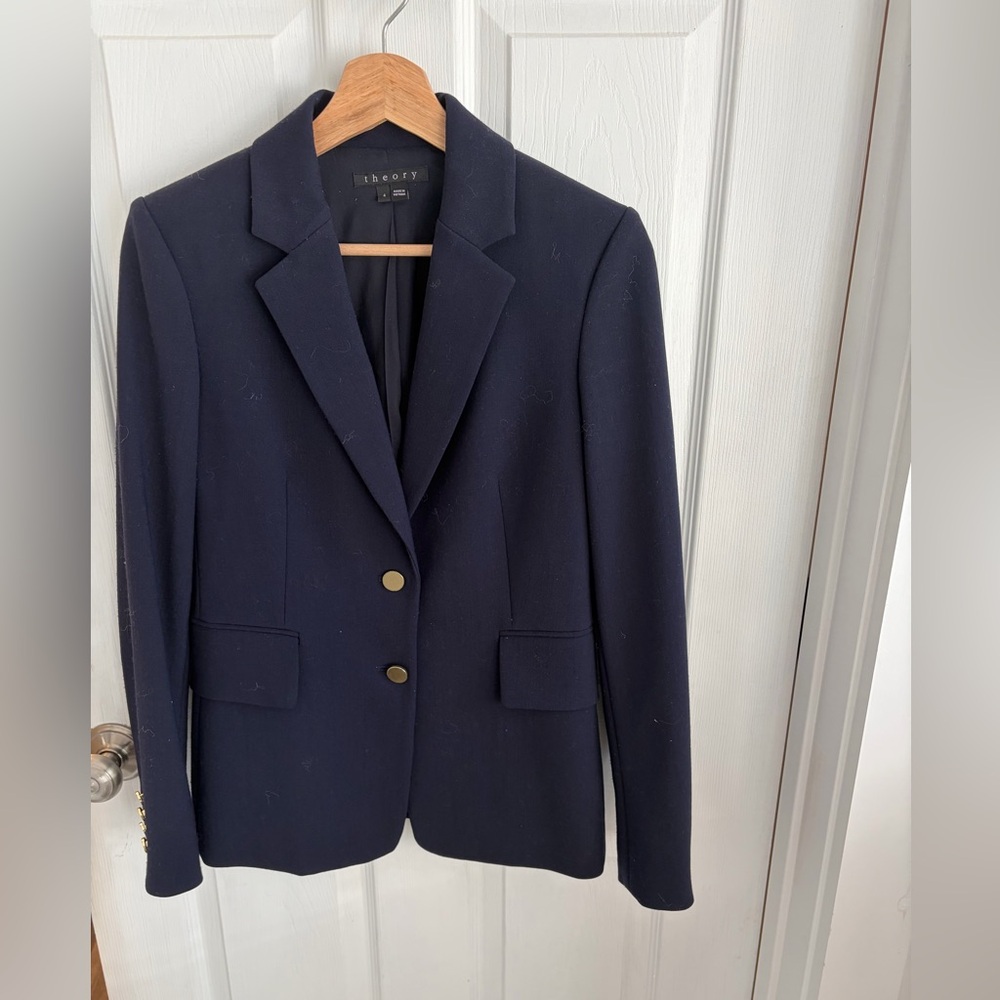 Theory Virgin Wool Blazer (SIZE 4)